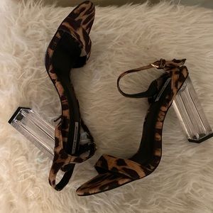 🐆Leopard print clear heel🐆